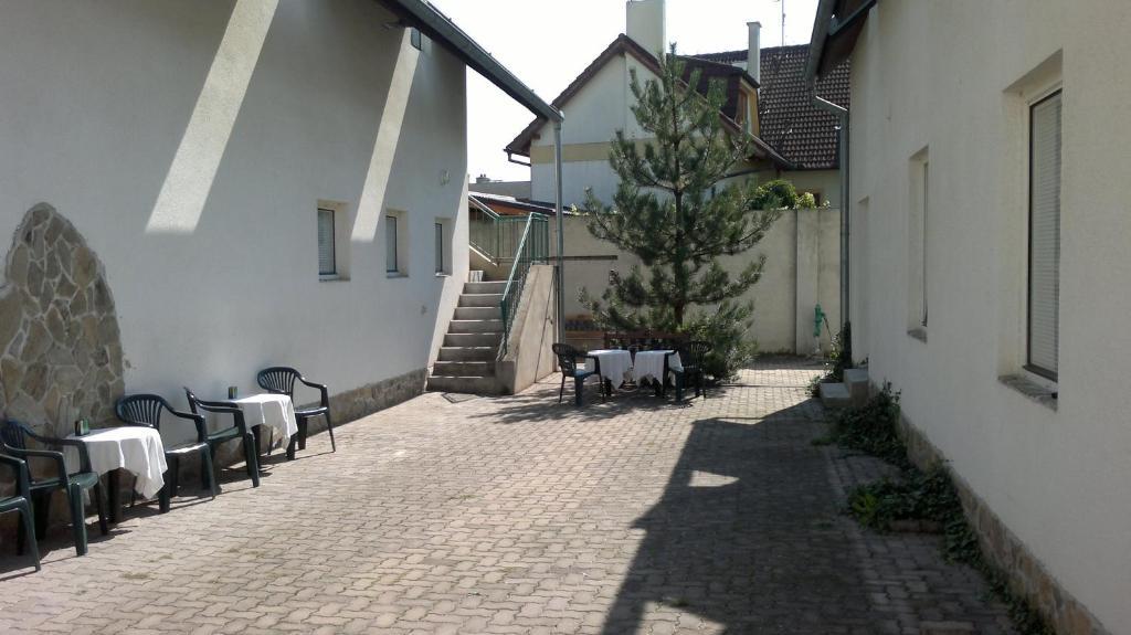 Hotel Bax Znojmo Esterno foto